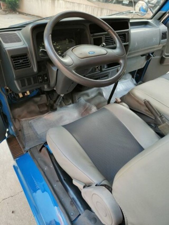 FORD福特 ECONOVAN  第5張相片