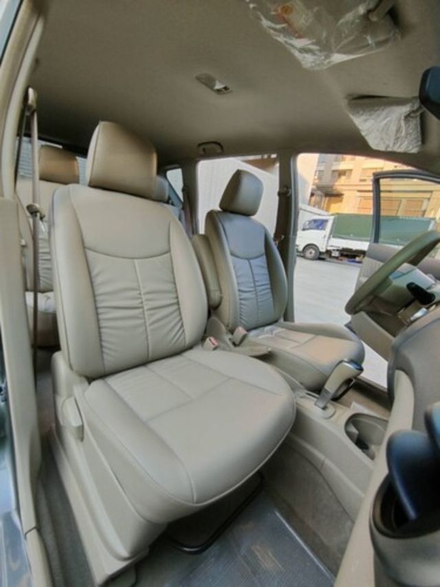 NISSAN日產 LIVINA  第4張相片