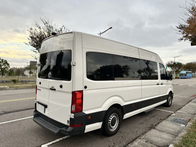 VOLKSWAGEN福斯 CRAFTER  第2張相片