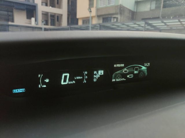 TOYOTA豐田 PRIUS  第6張相片