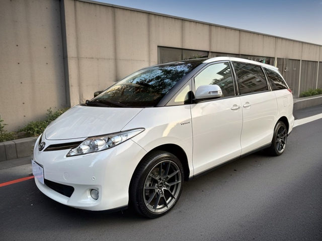 TOYOTA豐田 PREVIA  第1張相片