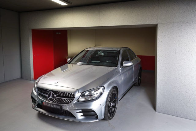 M-BENZ賓士 C200D  第1張相片