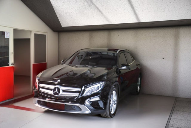 M-BENZ賓士 GLA200  第3張相片