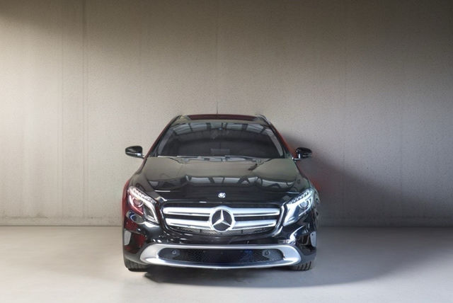 M-BENZ賓士 GLA200  第4張相片