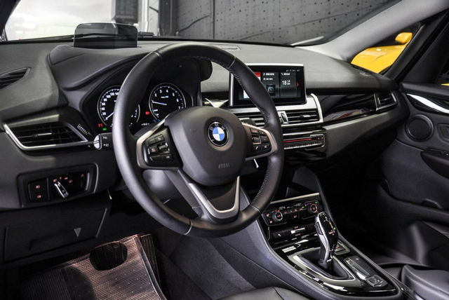 BMW寶馬 218I  第5張相片