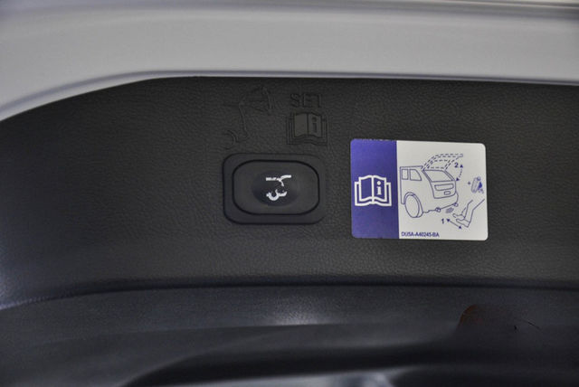 FORD福特 KUGA  第7張相片