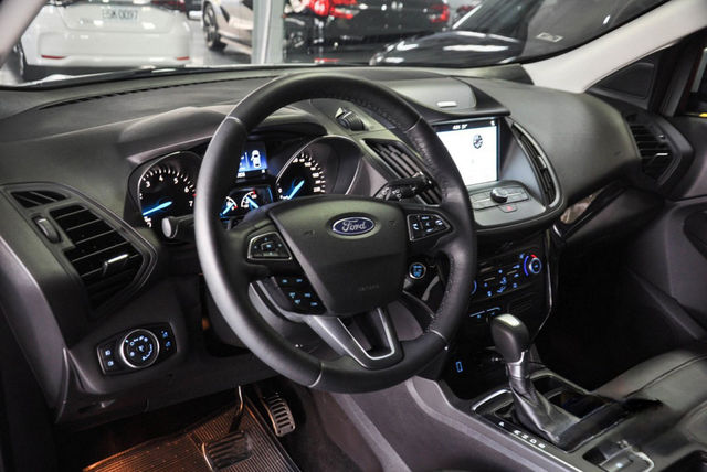 FORD福特 KUGA  第9張相片