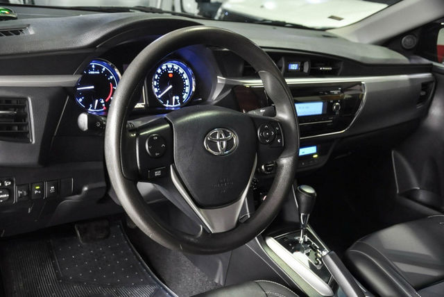 TOYOTA豐田 ALTIS  第4張相片