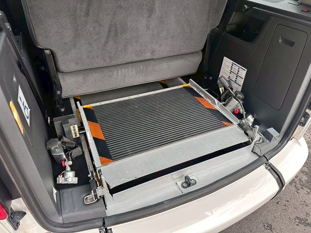 VOLKSWAGEN福斯 CADDY  第4張相片