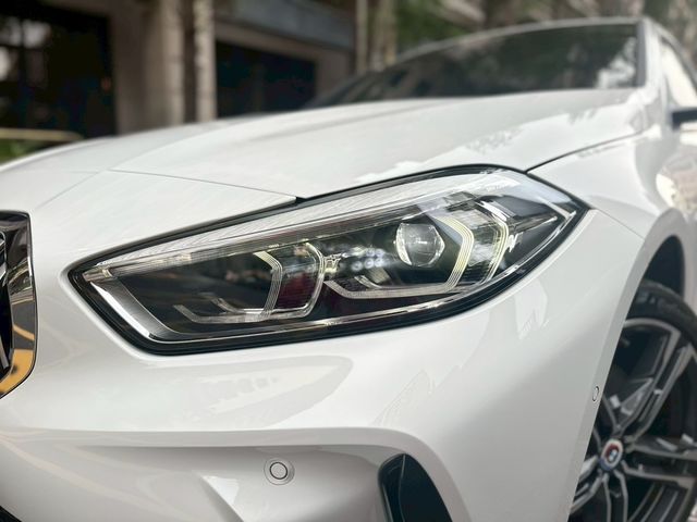 BMW寶馬 118I  第3張相片