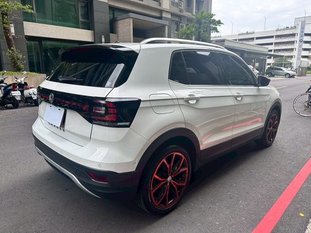 VOLKSWAGEN福斯 T-CROSS  第3張相片
