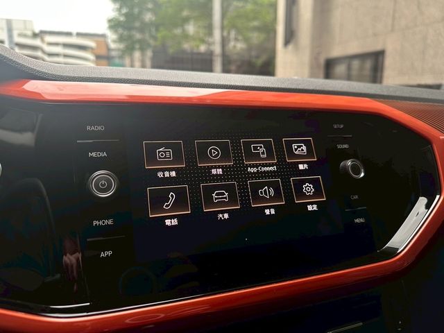 VOLKSWAGEN福斯 T-CROSS  第5張相片