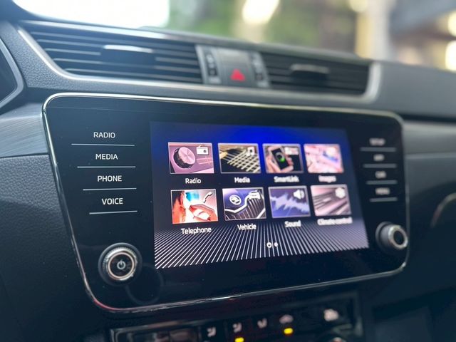 SKODA司科達 SUPERB COMBI  第8張相片