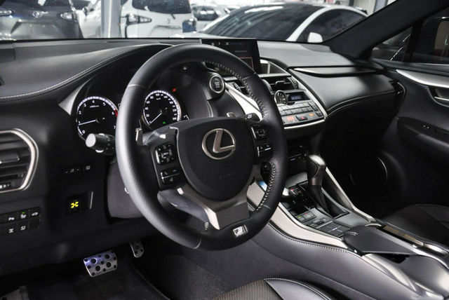 LEXUS凌志 NX200T  第6張相片