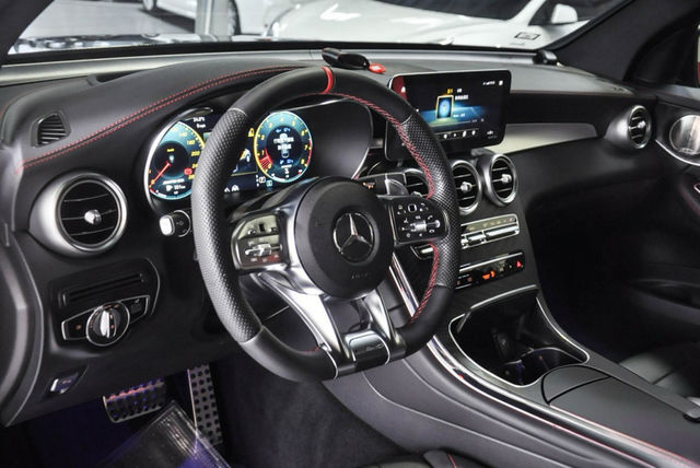 M-BENZ賓士 GLC43 AMG COUPE  第4張相片