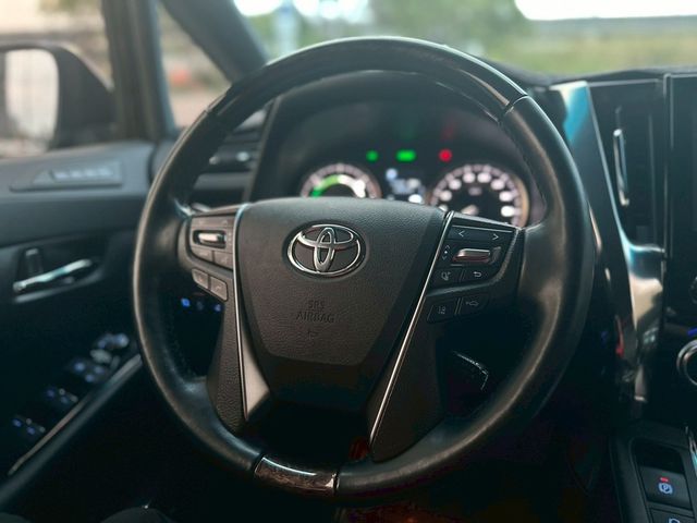 TOYOTA豐田 ALPHARD  第5張相片