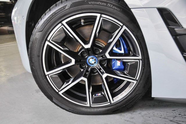 BMW寶馬 I4 EDRIVE40  第4張相片