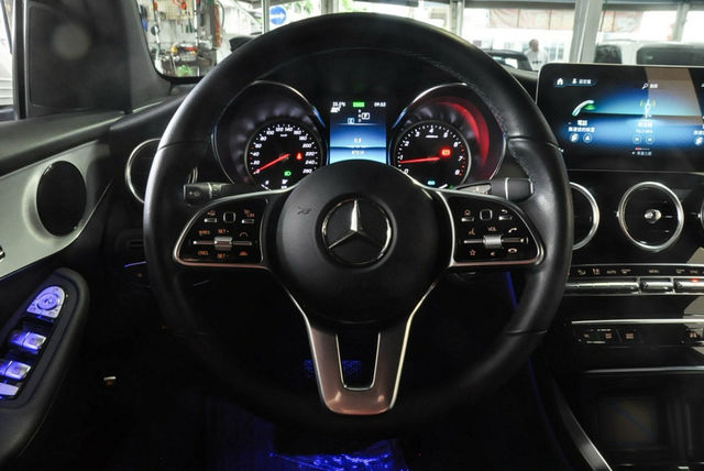 M-BENZ賓士 GLC200  第6張相片