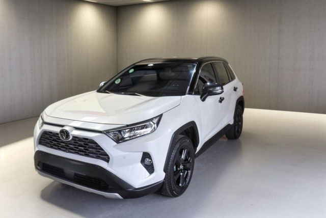 TOYOTA豐田 RAV4  第1張相片