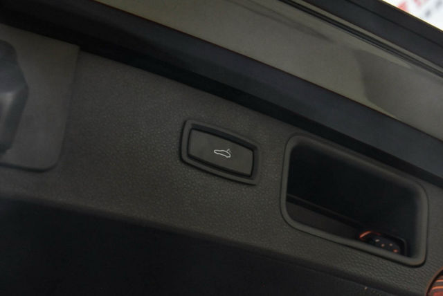 PORSCHE保時捷 MACAN  第6張相片