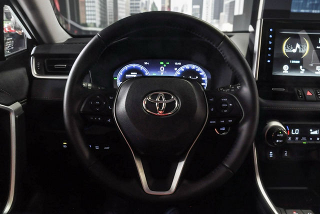 TOYOTA豐田 RAV4  第4張相片