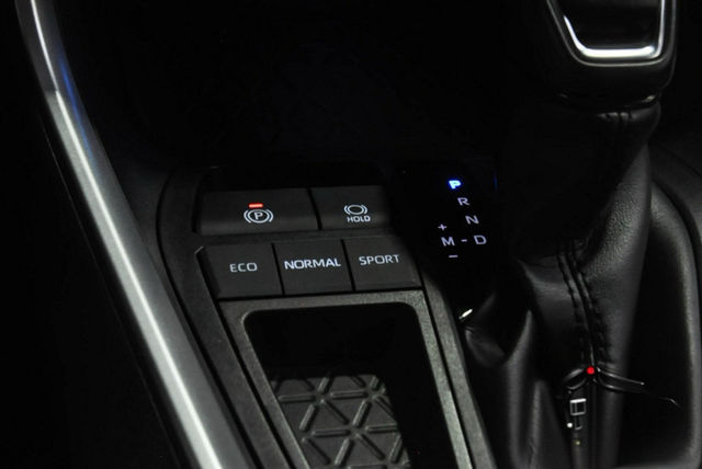 TOYOTA豐田 RAV4  第6張相片