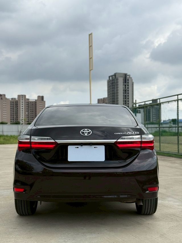 TOYOTA豐田 ALTIS  第2張相片