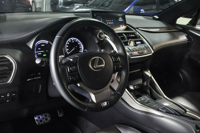 LEXUS凌志 NX300H  第3張相片