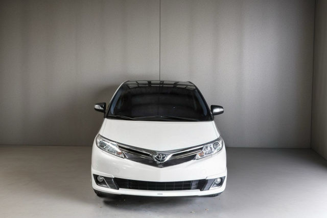 TOYOTA豐田 PREVIA  第1張相片