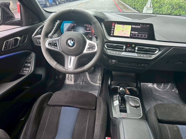 BMW寶馬 120I  第6張相片