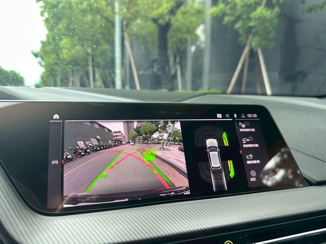 BMW寶馬 120I  第7張相片