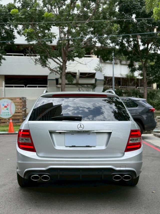 M-BENZ賓士 C220  第2張相片