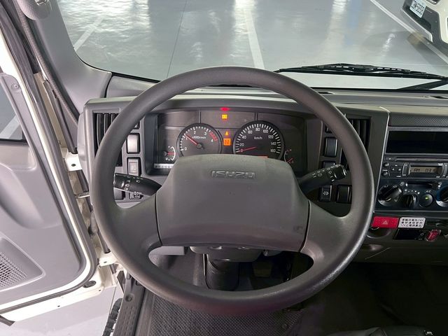 ISUZU五十鈴 ELF  第6張相片