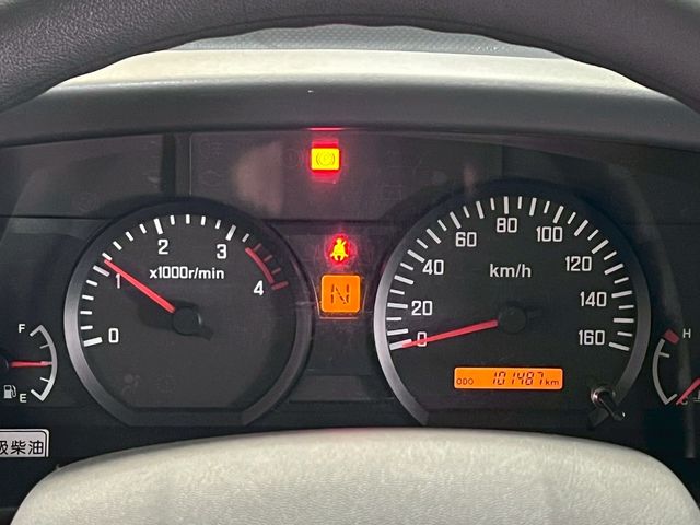 ISUZU五十鈴 ELF  第8張相片