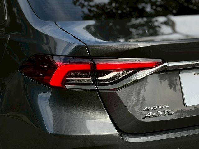 TOYOTA豐田 ALTIS  第4張相片