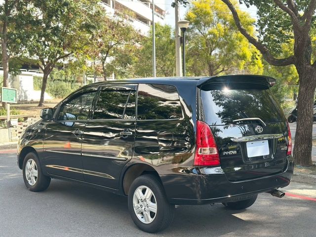 TOYOTA豐田 INNOVA  第3張相片