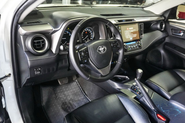 TOYOTA豐田 RAV4  第5張相片