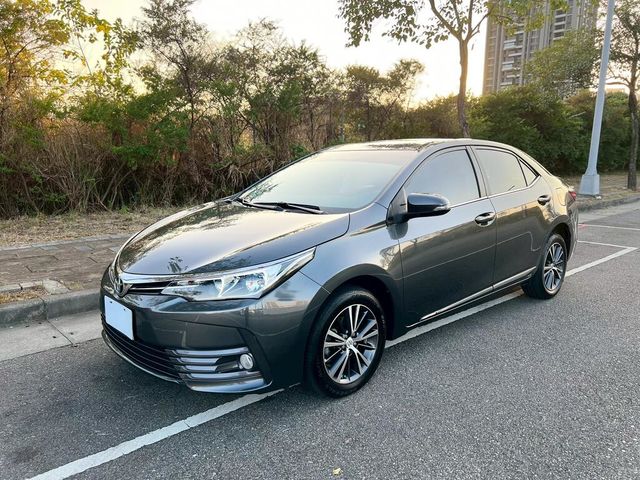 TOYOTA豐田 ALTIS  第1張相片