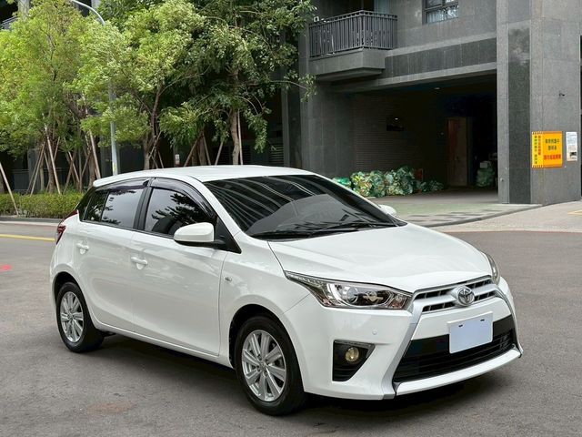 TOYOTA豐田 YARIS  第2張相片