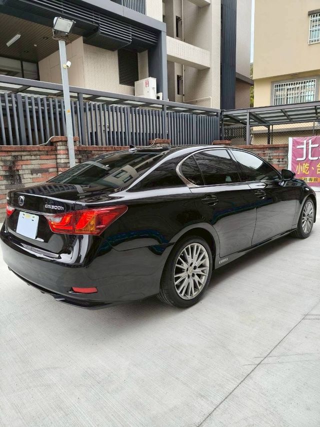 LEXUS凌志 GS300H  第3張相片