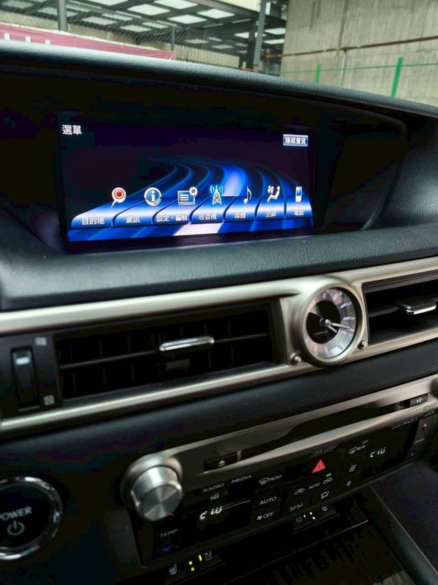LEXUS凌志 GS300H  第7張相片