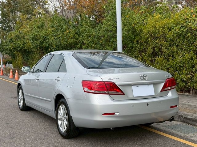 TOYOTA豐田 CAMRY  第2張相片