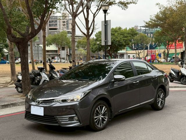 TOYOTA豐田 ALTIS  第1張相片
