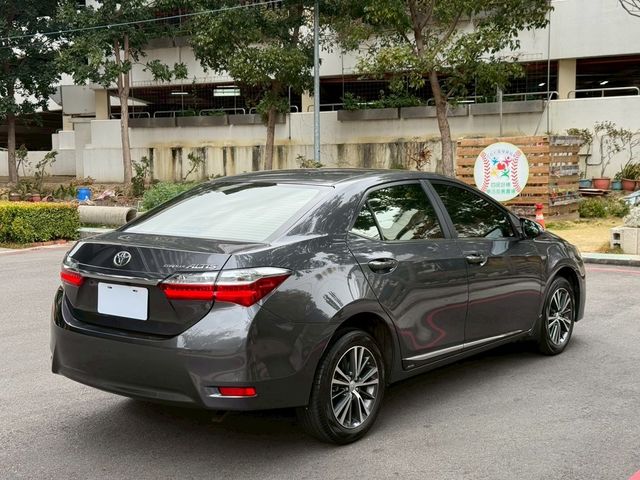 TOYOTA豐田 ALTIS  第3張相片