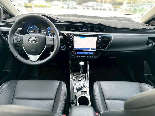 TOYOTA豐田 ALTIS  第4張相片