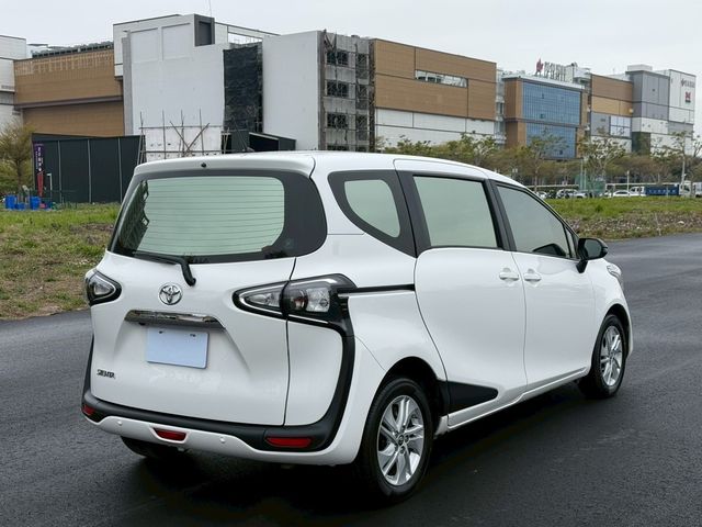TOYOTA豐田 SIENTA  第3張相片