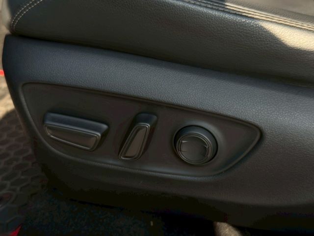 TOYOTA豐田 RAV4  第8張相片