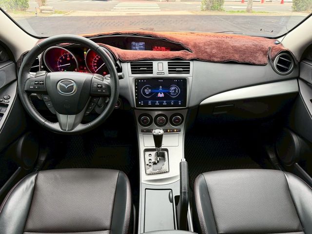 MAZDA馬自達 MAZDA 3  第4張相片