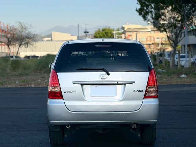 TOYOTA豐田 INNOVA  第2張相片