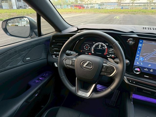 LEXUS凌志 RX350  第5張相片